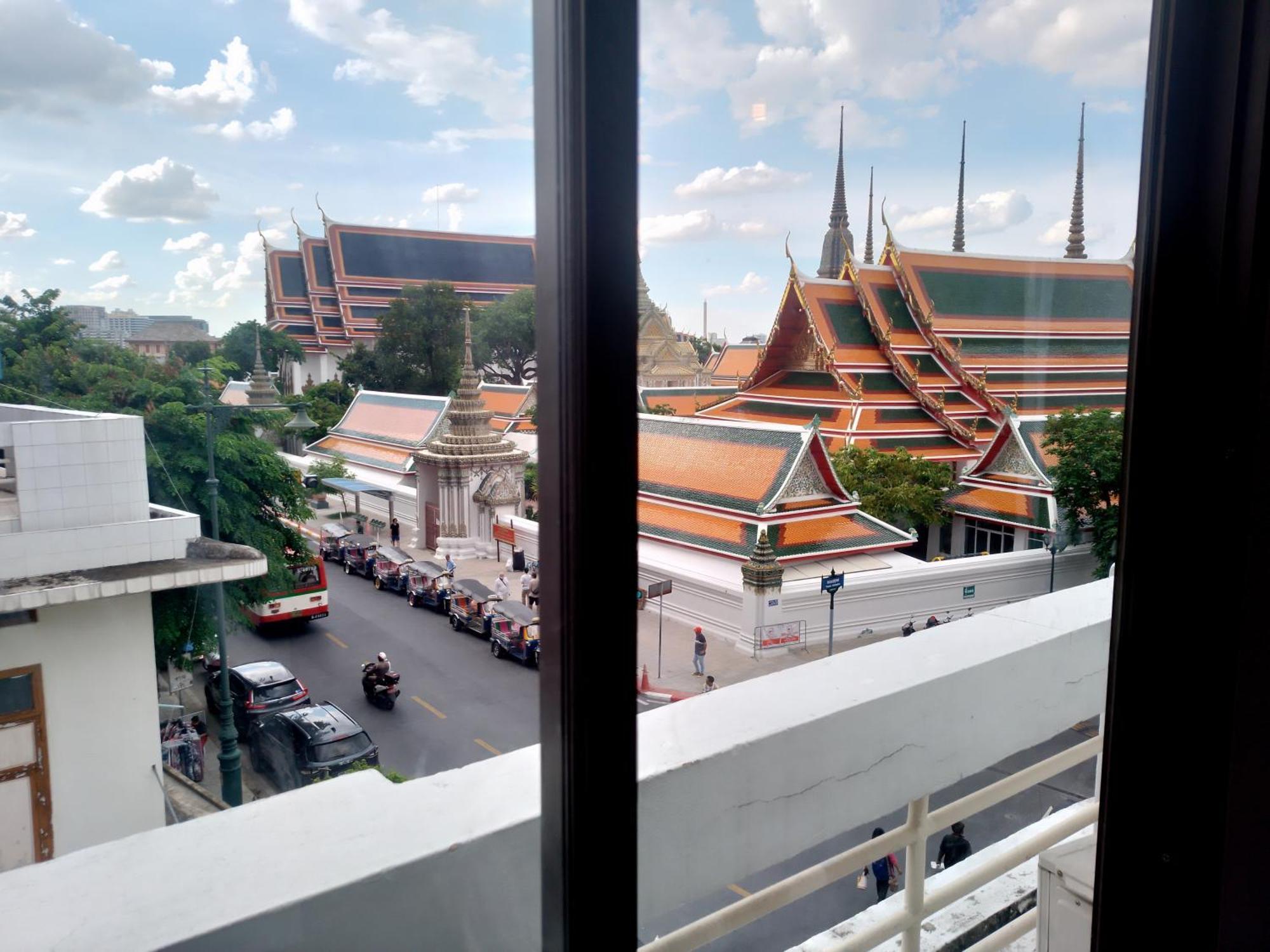 Hotel Chetuphon Gate à Bangkok Extérieur photo