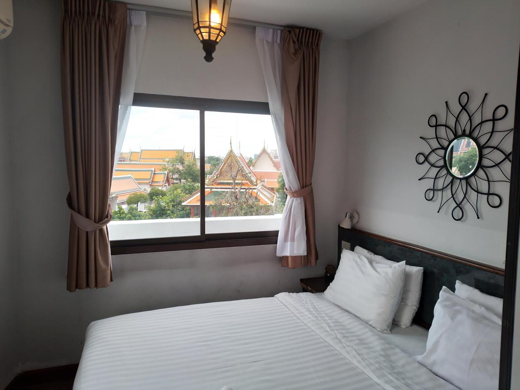 Hotel Chetuphon Gate à Bangkok Extérieur photo