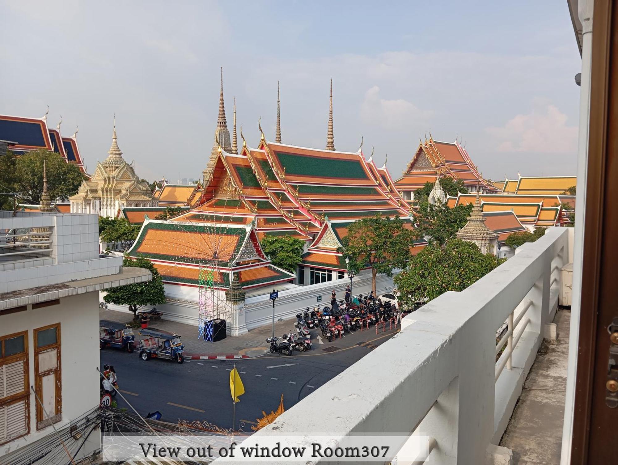 Hotel Chetuphon Gate à Bangkok Extérieur photo